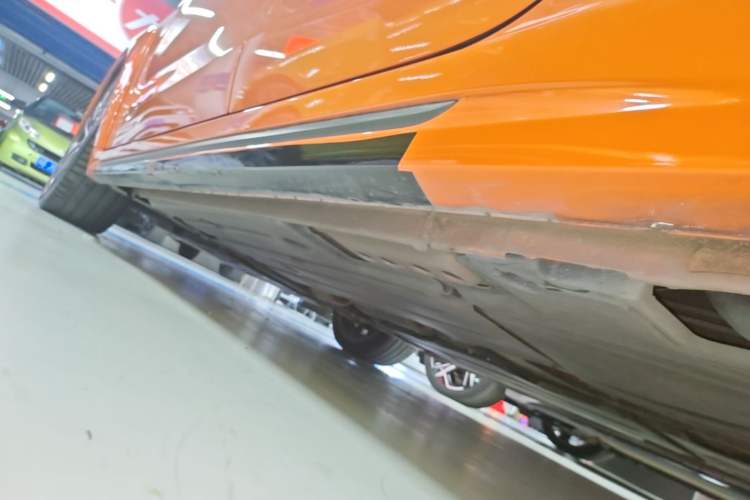 Used Lynk & Co 02 Hatchback 2021 2.0TD Halo Left Side Sill