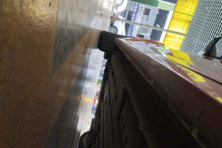 Used Lynk & Co 02 Hatchback 2021 2.0TD Halo Left Side Sill