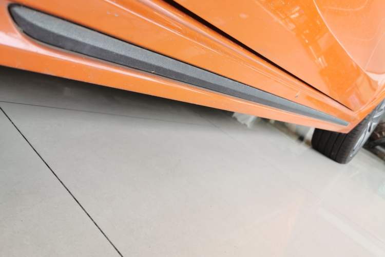 Used Lynk & Co 02 Hatchback 2021 2.0TD Halo Left Side Sill