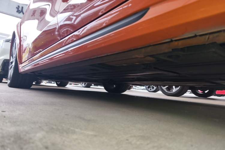 Used Lynk & Co 02 Hatchback 2021 2.0TD Halo Left Side Sill