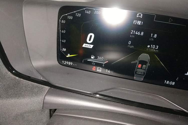 Used Lynk & Co 02 Hatchback 2021 2.0TD Halo Odometer Close Up