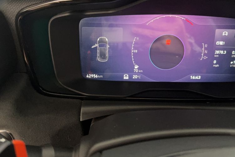 Used Lynk & Co 02 Hatchback 2021 2.0TD Halo Odometer Close Up