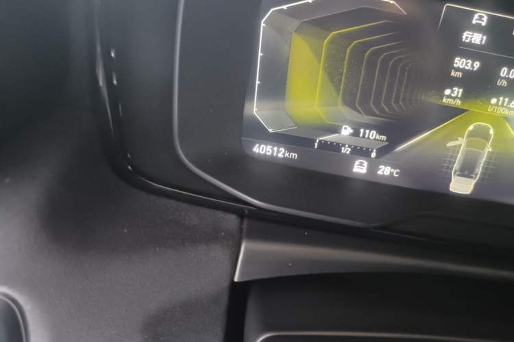 Used Lynk & Co 02 Hatchback 2021 2.0TD Halo Odometer Close Up