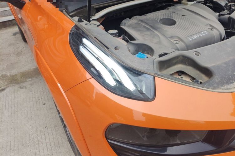Used Lynk & Co 02 Hatchback 2021 2.0TD Halo Driving Control Kit Edition Right Front Headlight