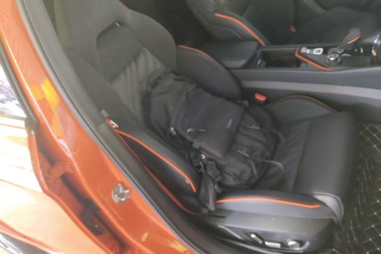 Used Lynk & Co 02 Hatchback 2021 2.0TD Halo Right Front Seat