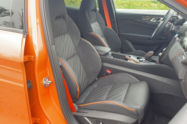 Used Lynk & Co 02 Hatchback 2021 2.0TD Halo Right Front Seat