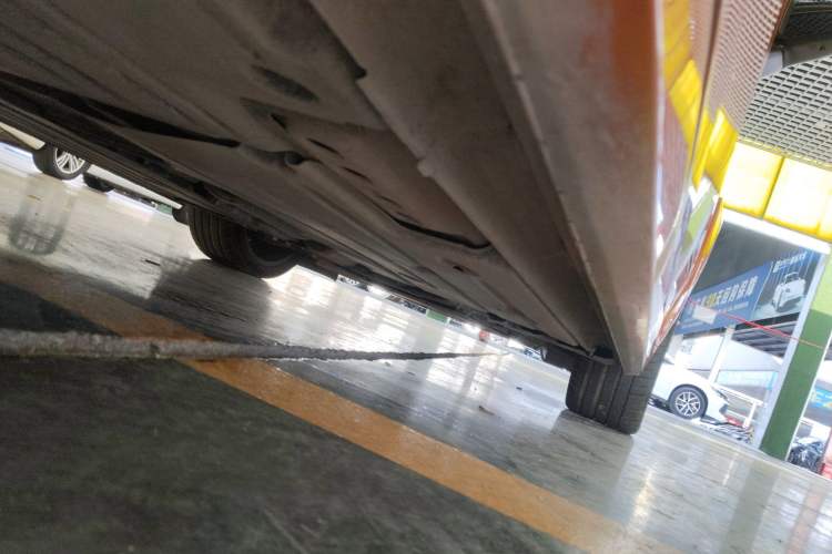 Used Lynk & Co 02 Hatchback 2021 2.0TD Halo Right Side Sill