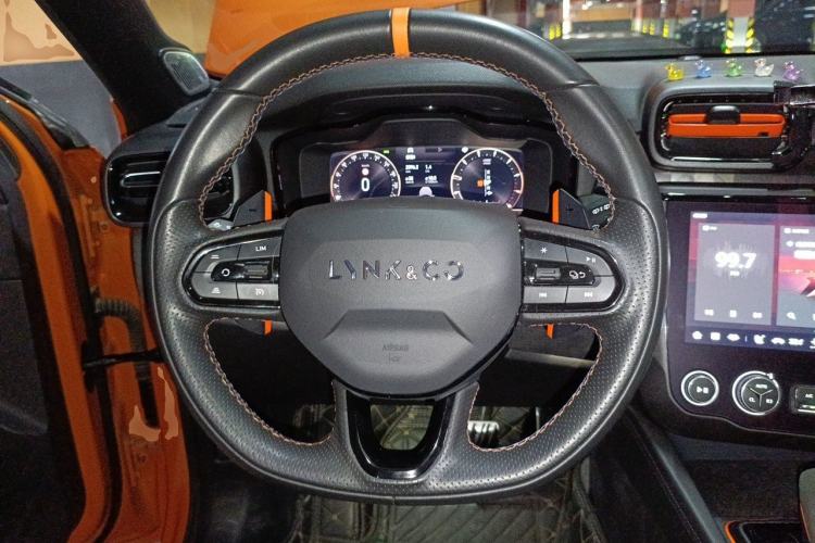 Used Lynk & Co 02 Hatchback 2021 2.0TD Halo Steering Wheel