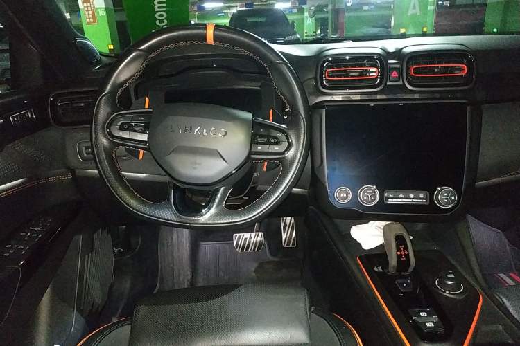 Used Lynk & Co 02 Hatchback 2021 2.0TD Halo Steering Wheel