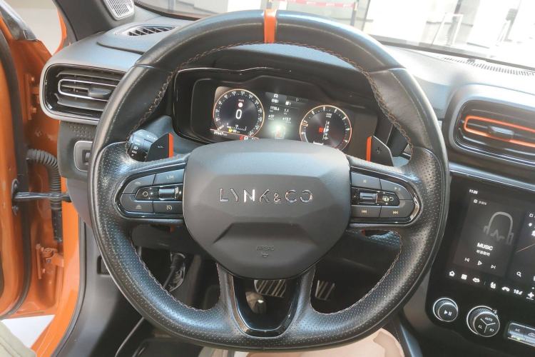 Used Lynk & Co 02 Hatchback 2021 2.0TD Halo Steering Wheel