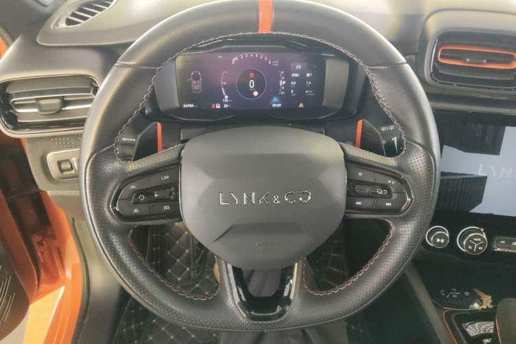 Used Lynk & Co 02 Hatchback 2021 2.0TD Halo Steering Wheel