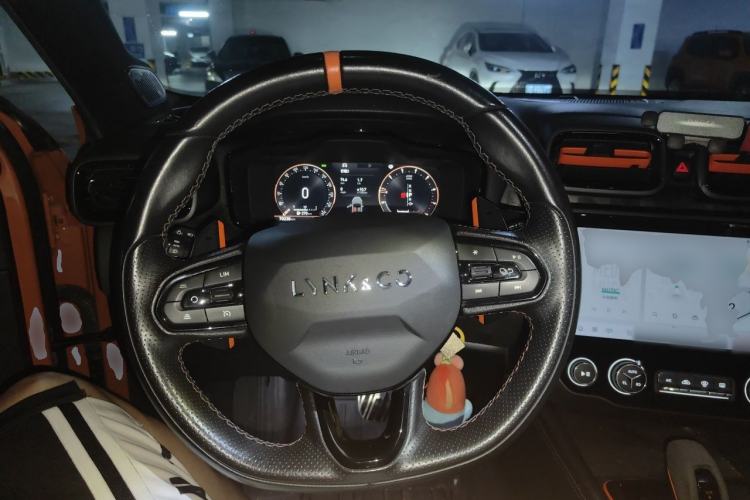 Used Lynk & Co 02 Hatchback 2021 2.0TD Halo Steering Wheel
