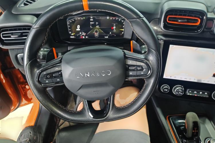 Used Lynk & Co 02 Hatchback 2021 2.0TD Halo Steering Wheel