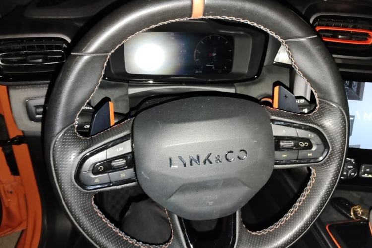 Used Lynk & Co 02 Hatchback 2021 2.0TD Halo Steering Wheel