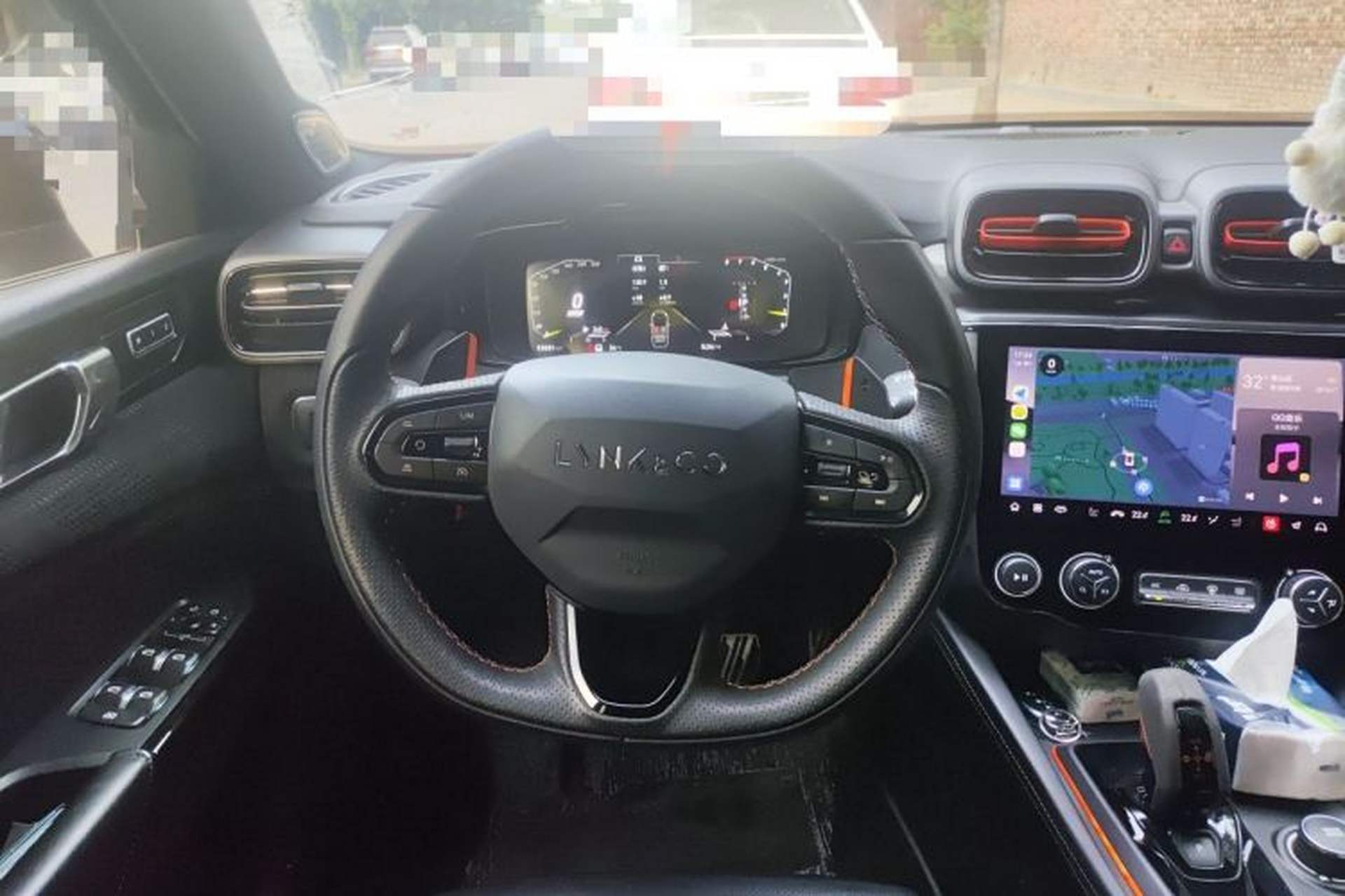 Used Lynk & Co 02 Hatchback 2021 2.0TD Halo Steering Wheel