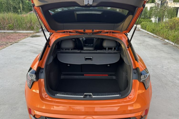 Used Lynk & Co 02 Hatchback 2021 2.0TD Halo Trunk