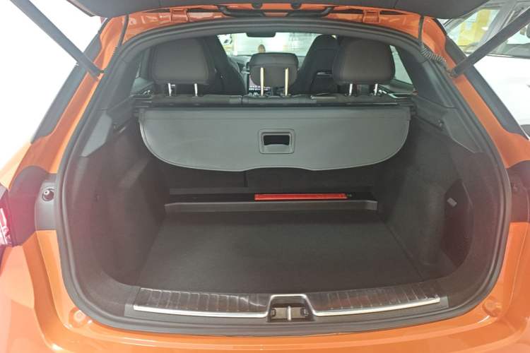 Used Lynk & Co 02 Hatchback 2021 2.0TD Halo Trunk