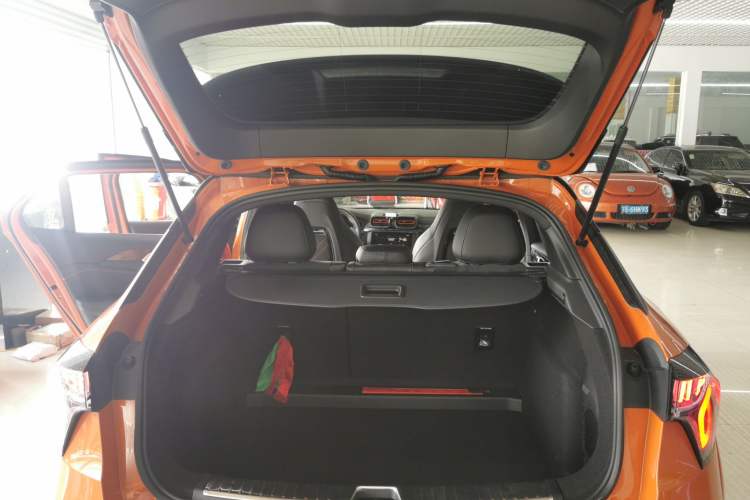 Used Lynk & Co 02 Hatchback 2021 2.0TD Halo Trunk