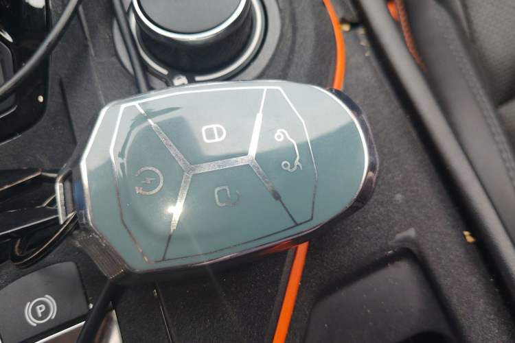 Used Lynk & Co 02 Hatchback 2021 2.0TD Halo Driving Control Kit Edition Vehicle Key