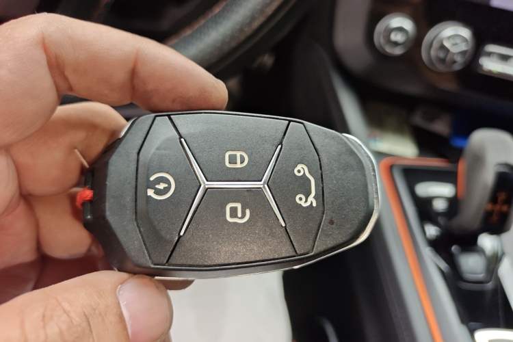 Used Lynk & Co 02 Hatchback 2021 2.0TD Halo Vehicle Key