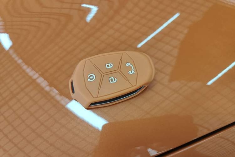 Used Lynk & Co 02 Hatchback 2021 2.0TD Halo Driving Control Kit Edition Vehicle Key