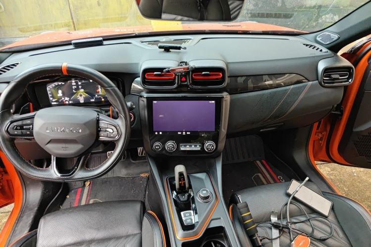 Used Lynk & Co 02 Hatchback 2021 2.0TD Halo Center Console