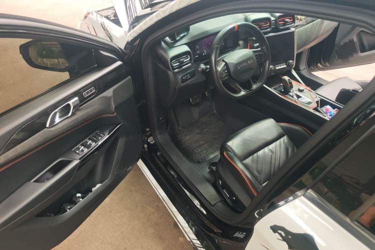 Used Lynk & Co 02 Hatchback 2021 2.0TD Halo Driver Seat