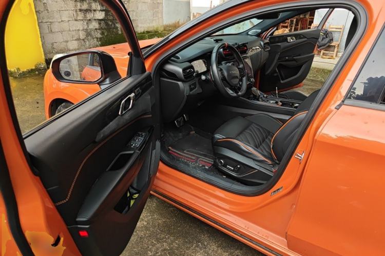 Used Lynk & Co 02 Hatchback 2021 2.0TD Halo Driver Seat