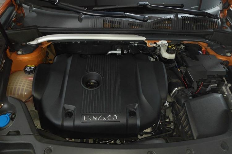Used Lynk & Co 02 Hatchback 2021 2.0TD Halo Driving Control Kit Edition Engine Bay