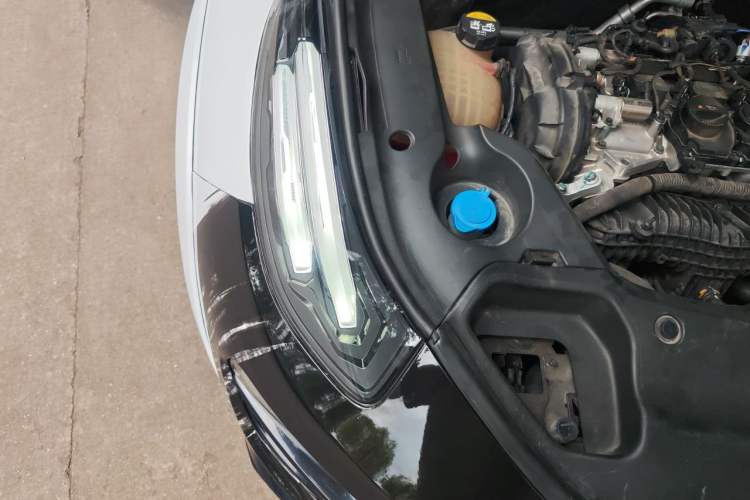Used Lynk & Co 02 Hatchback 2021 2.0TD Halo Engine Bay Right