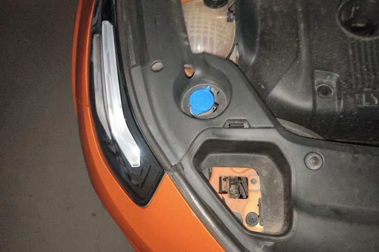 Used Lynk & Co 02 Hatchback 2021 2.0TD Halo Engine Bay Right