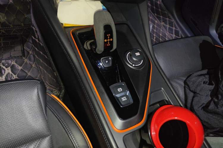 Used Lynk & Co 02 Hatchback 2021 2.0TD Halo Driving Control Kit Edition Gear Lever