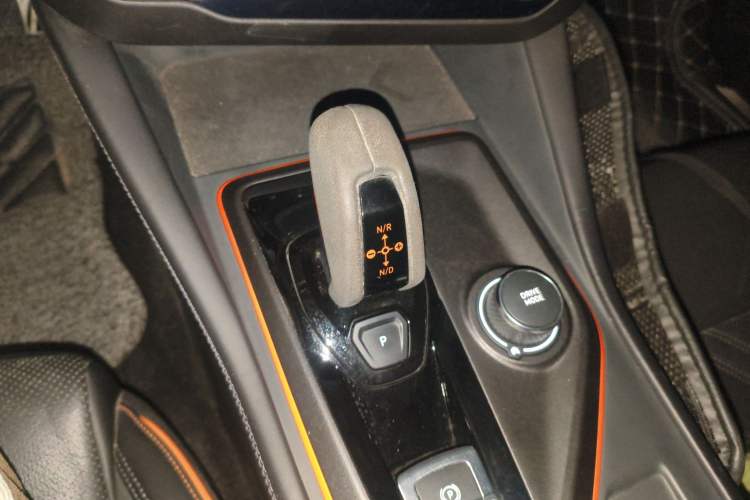 Used Lynk & Co 02 Hatchback 2021 2.0TD Halo Gear Lever