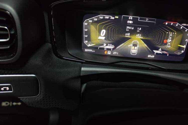 Used Lynk & Co 02 Hatchback 2021 2.0TD Halo Driving Control Kit Edition Odometer Close Up