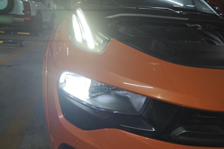 Used Lynk & Co 02 Hatchback 2021 2.0TD Halo Driving Control Kit Edition Right Front Headlight