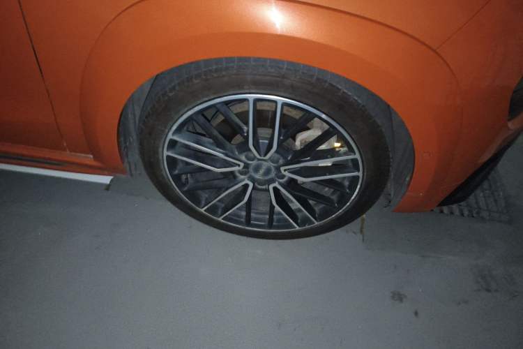 Used Lynk & Co 02 Hatchback 2021 2.0TD Halo Right Front Wheel Hub