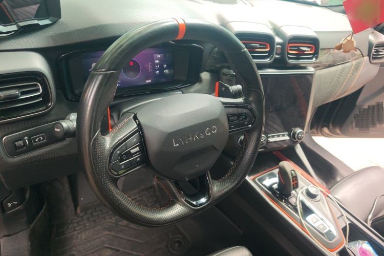 Used Lynk & Co 02 Hatchback 2021 2.0TD Halo Steering Wheel