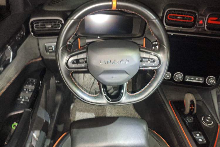 Used Lynk & Co 02 Hatchback 2021 2.0TD Halo Steering Wheel