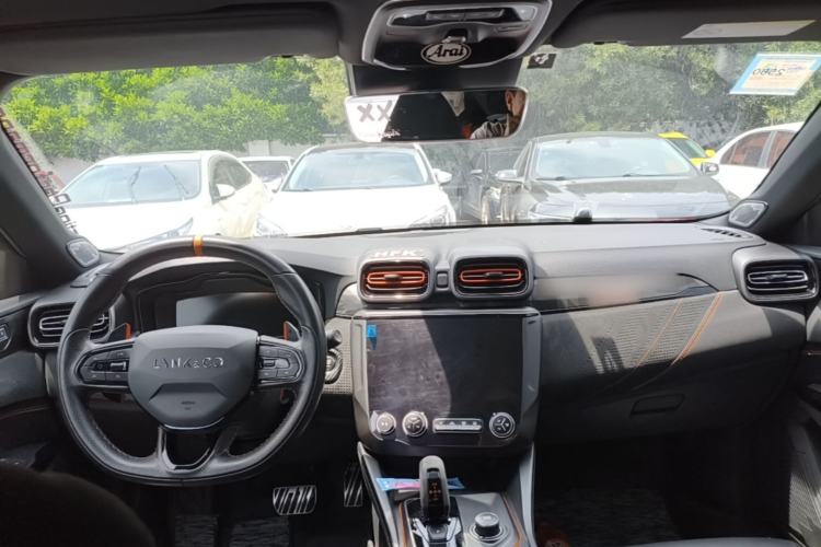 Used Lynk & Co 02 Hatchback 2021 2.0TD Halo Center Console