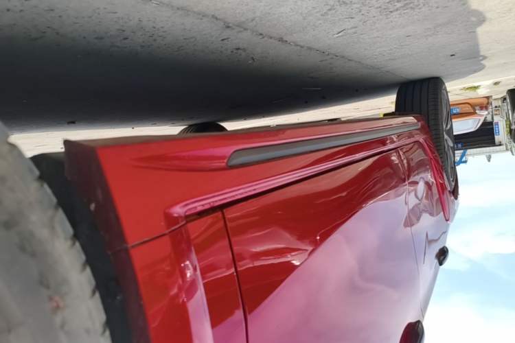Used Lynk & Co 02 Hatchback 2021 2.0TD Halo Right Side Sill