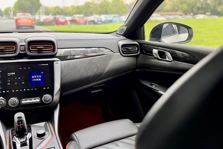 Used Lynk & Co 02 Hatchback 2021 2.0TD Halo Interior 6