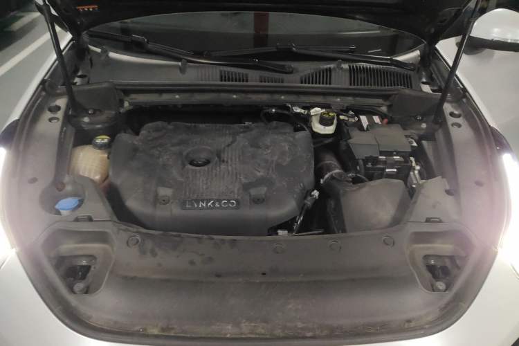 Used Lynk & Co 02 Hatchback 2021 2.0TD Halo Engine Bay