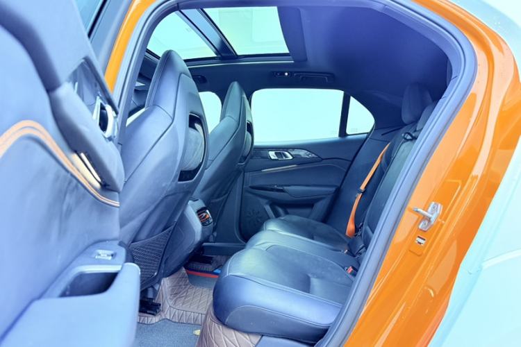 Used Lynk & Co 02 Hatchback 2021 2.0TD Halo Interior 3