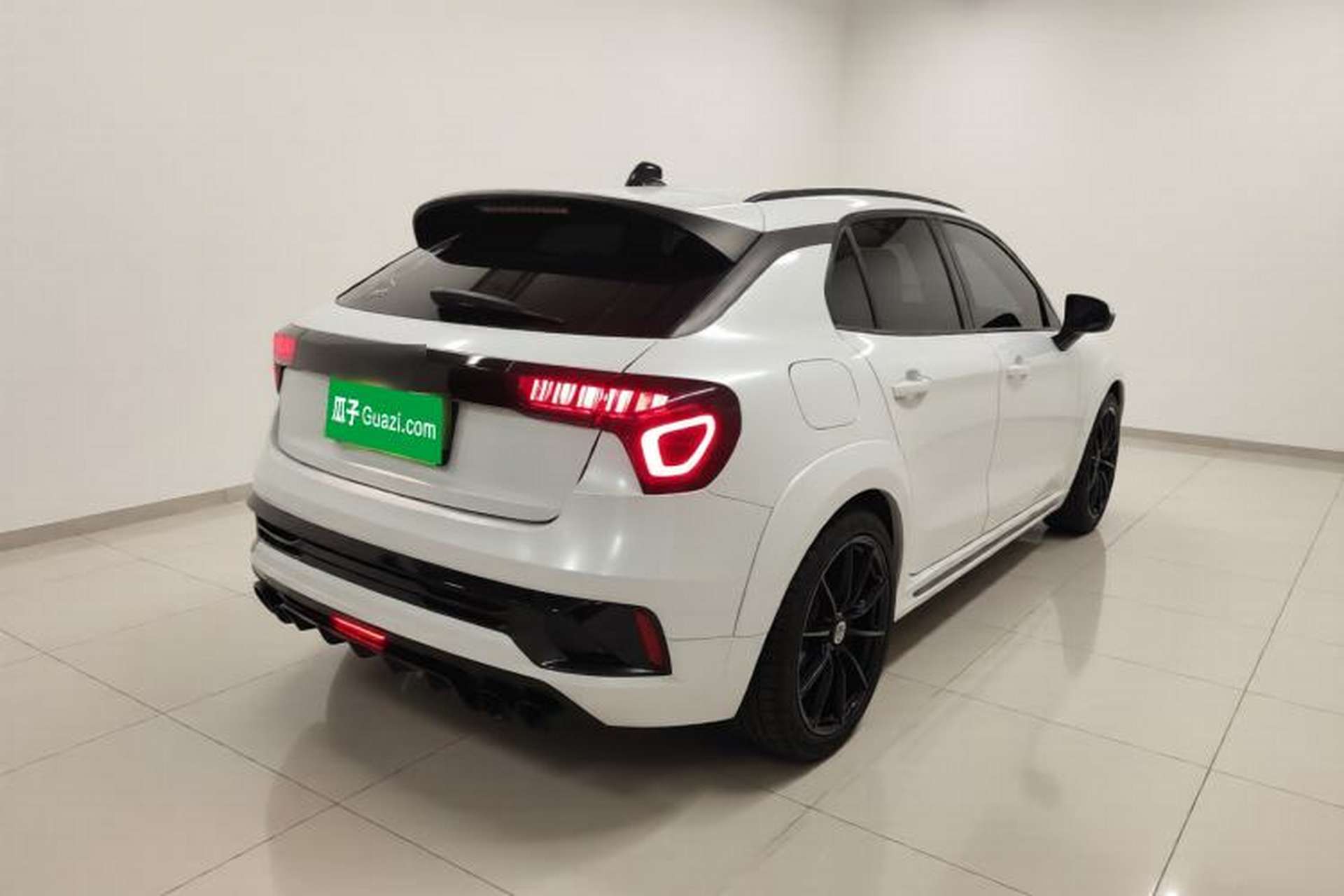 Used Lynk & Co 02 Hatchback 2021 2.0TD Halo Rear Right 45 Deg