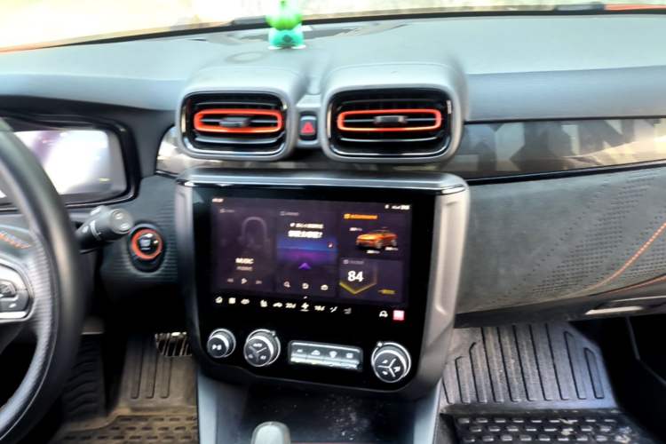 Used Lynk & Co 02 Hatchback 2021 2.0TD Halo Audio And AC Panel