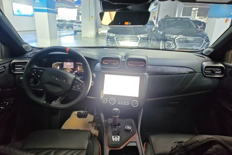 Used Lynk & Co 02 Hatchback 2021 2.0TD Halo Center Console