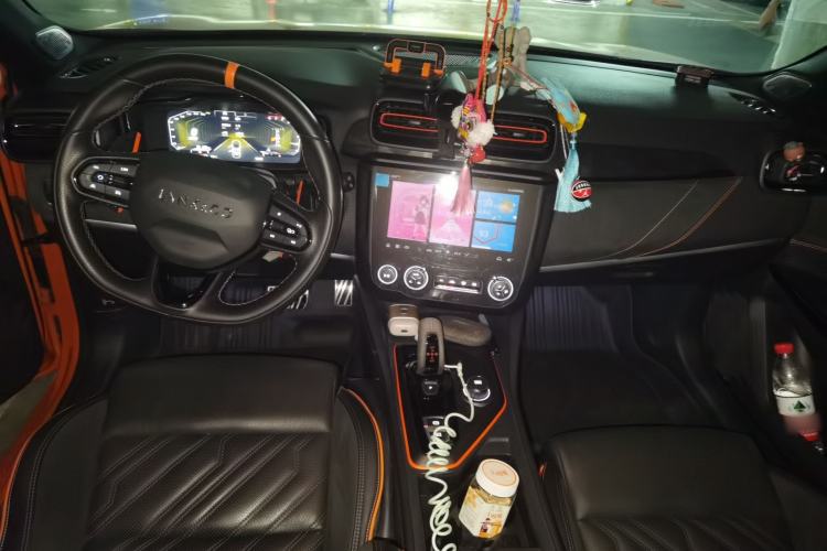 Used Lynk & Co 02 Hatchback 2021 2.0TD Halo Center Console