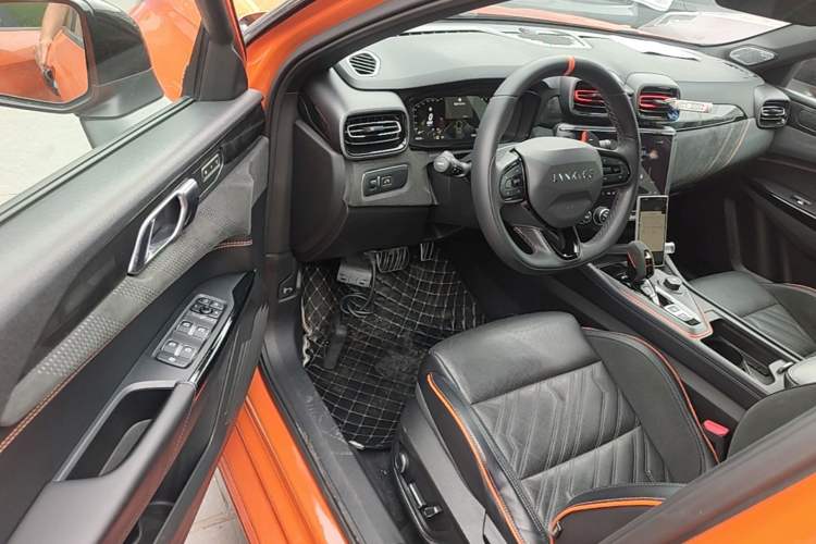 Used Lynk & Co 02 Hatchback 2021 2.0TD Halo Driver Seat