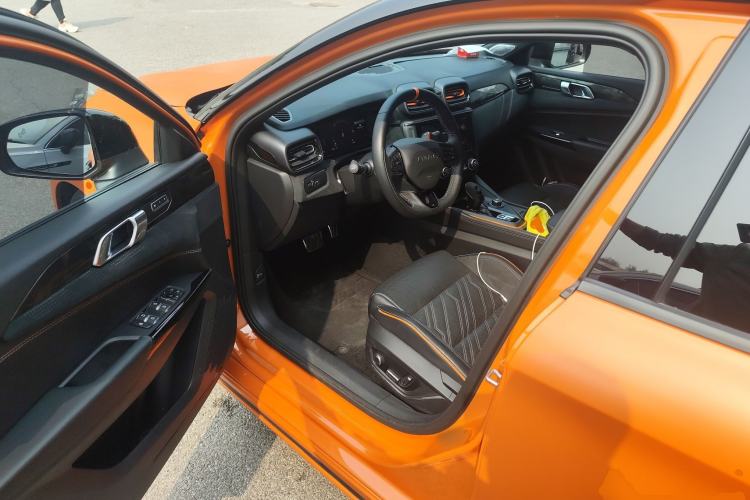 Used Lynk & Co 02 Hatchback 2021 2.0TD Halo Driver Seat