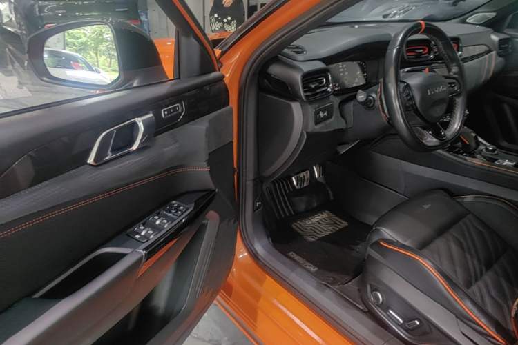 Used Lynk & Co 02 Hatchback 2021 2.0TD Halo Driver Seat